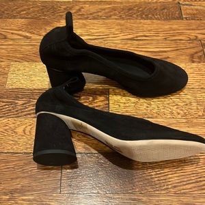 New Tory Burch Suede Pumps